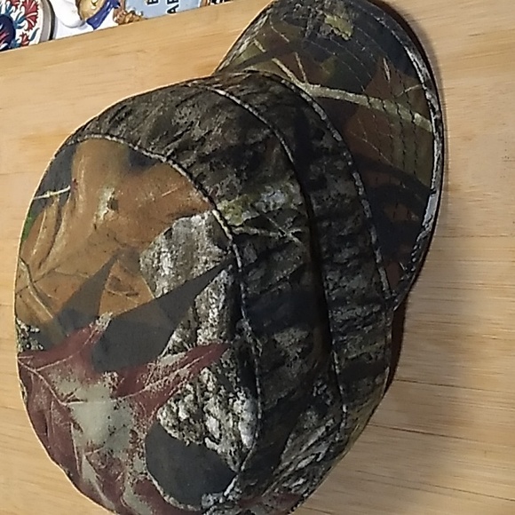 Mossy Oak Hat- SPARTANS - Picture 10 of 11